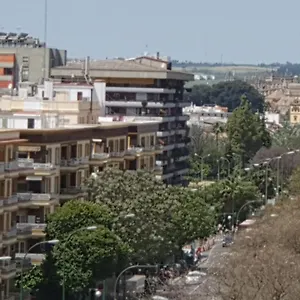 https://nuevo-3-dormitorios-y-vista-a-la-giralda-junto-a.es-andalucia.com